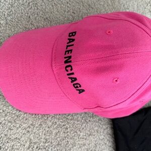 Balenciaga hat L